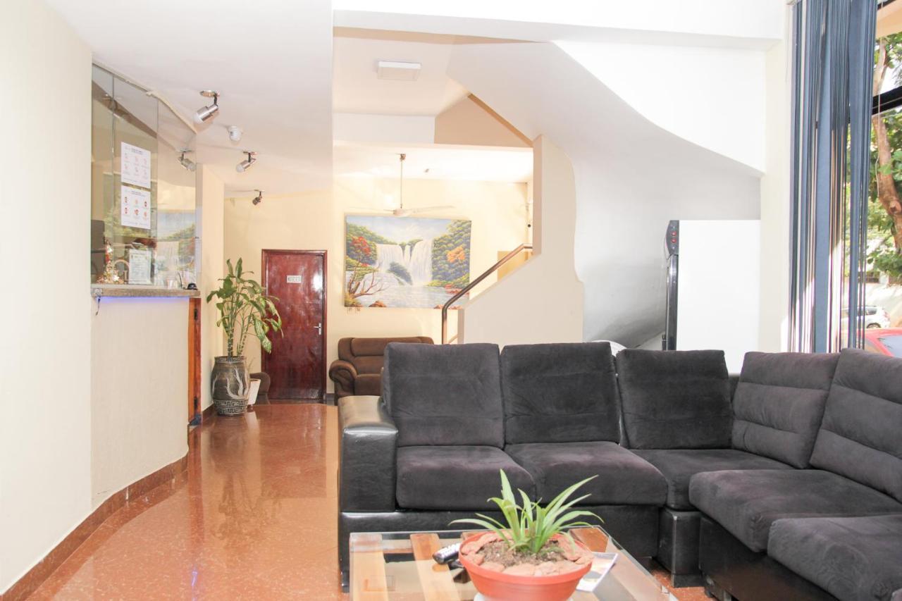 Hotel Catedral Ciudad del Este Zewnętrze zdjęcie