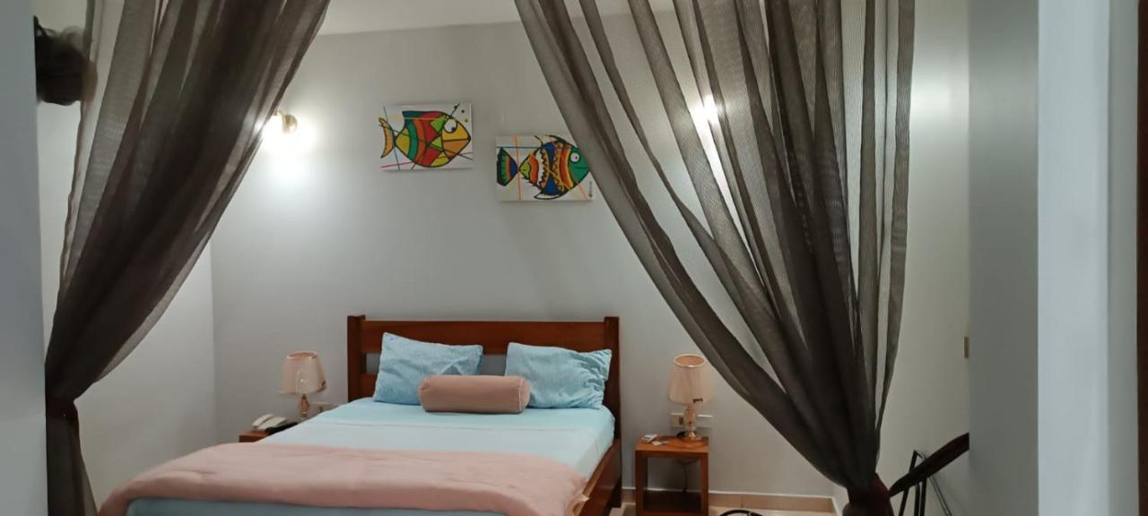 Hotel Catedral Ciudad del Este Zewnętrze zdjęcie